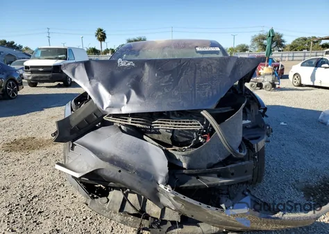 2019 Tesla Model X z USA, uszkodzony, nr VIN 5YJXCBE26KF153210